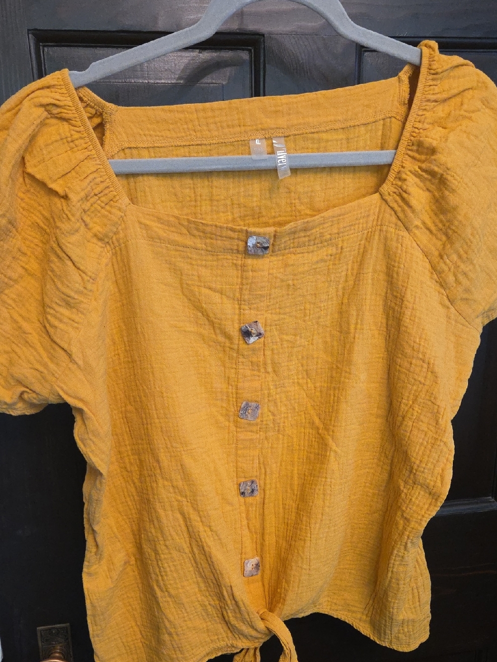 Women’s Mustard Square-Neck Button Front Blouse